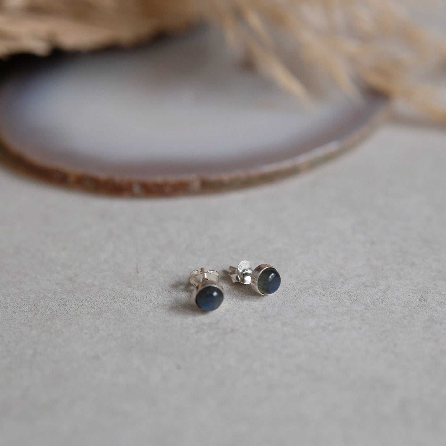 "Luna Dots" Labradorit | Ohrstecker | Silber