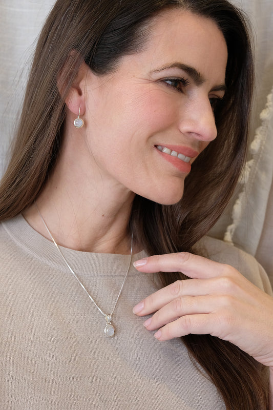 "Selene Grace" Regenbogen-Mondstein | Venezianerkette | Silber