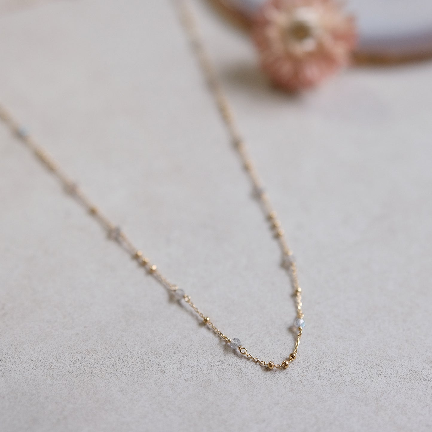 "Luna Whisper" Labradorit | Halskette | Gold