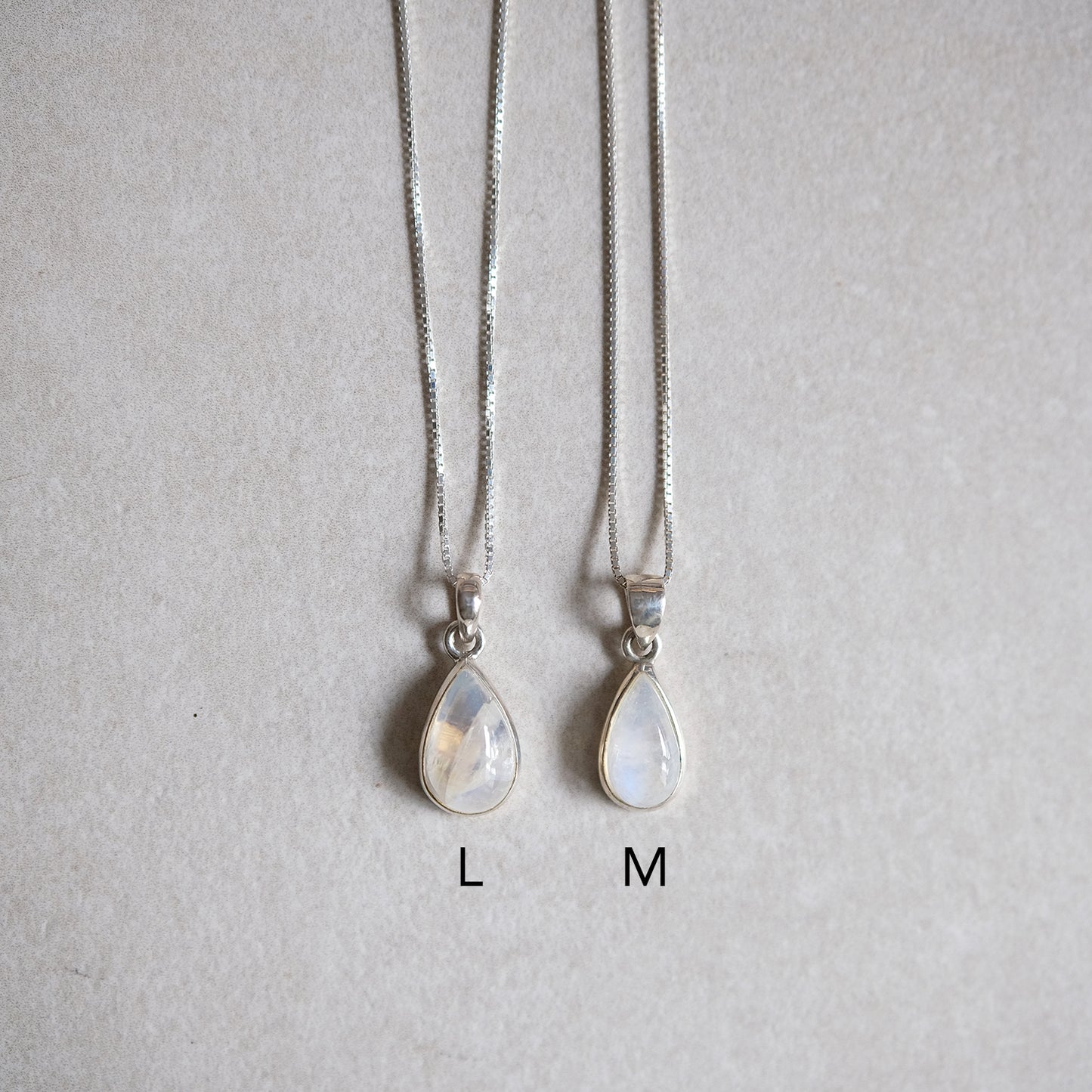 "Nova" M/L Regenbogen-Mondstein | Venezianerkette | Silber