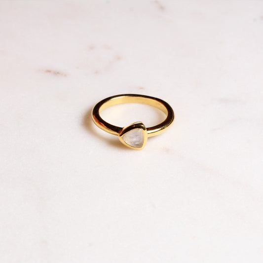 "Eclipse" Regenbogen-Mondstein | Ring | Gold - Einzelstück Größe 57