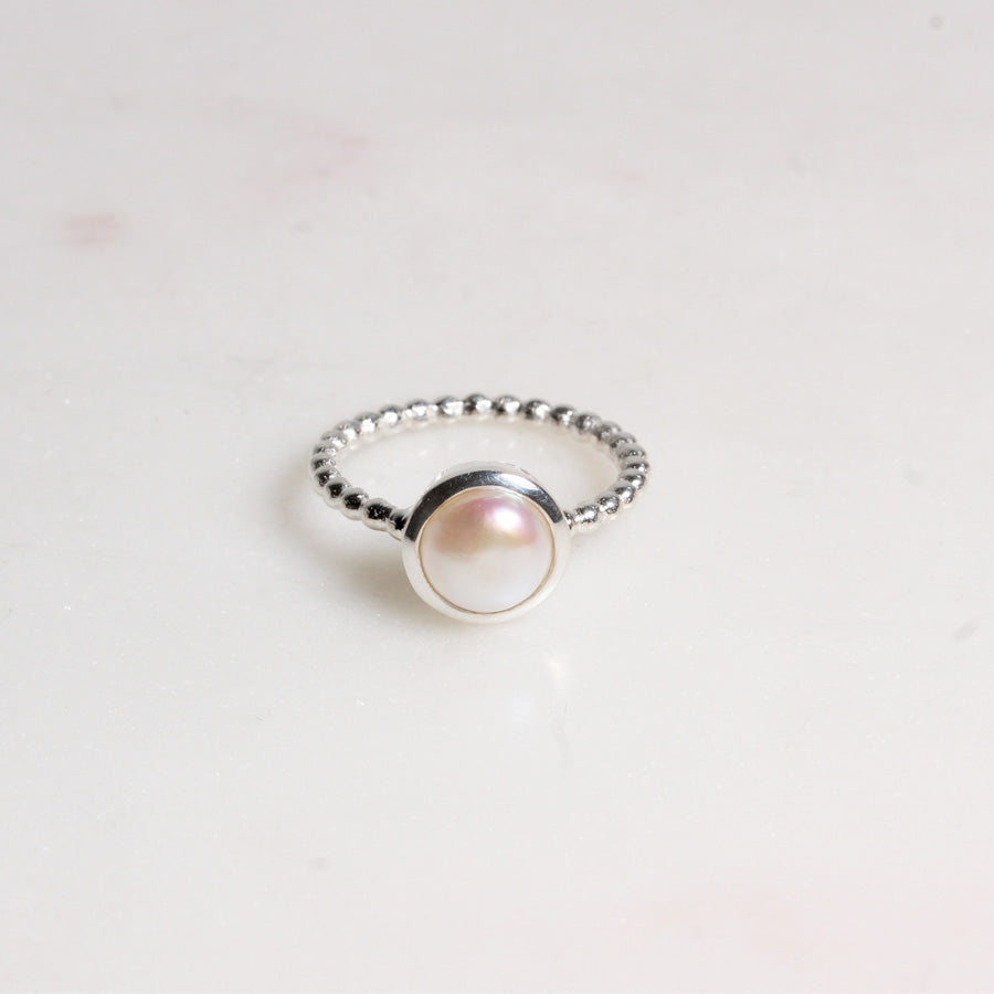 Perle | Kugelring | Silber - Einzelstück Größe 54