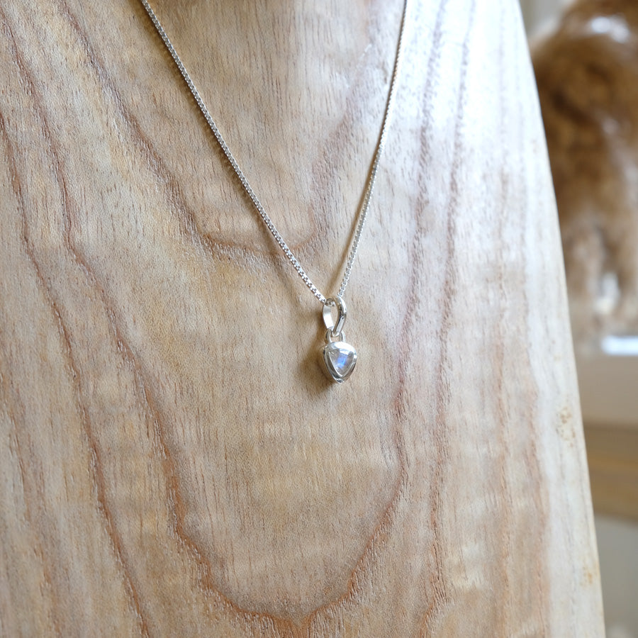 "Eclipse" Regenbogen-Mondstein | Venezianerkette | Silber