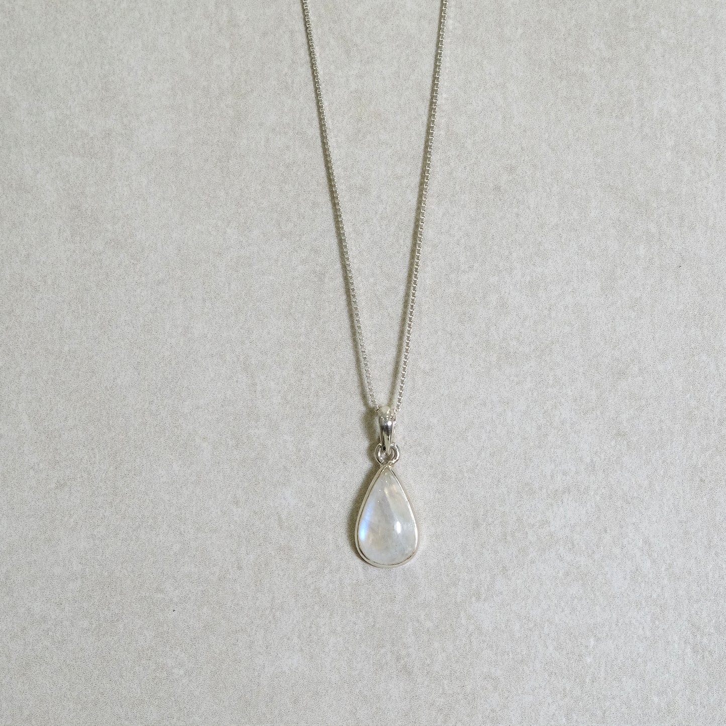 "Nova" M/L Regenbogen-Mondstein | Venezianerkette | Silber