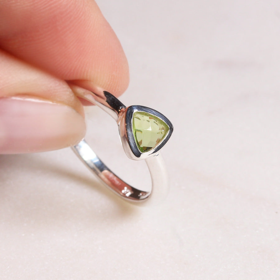 "Eclipse" Olivin | Ring | Silber