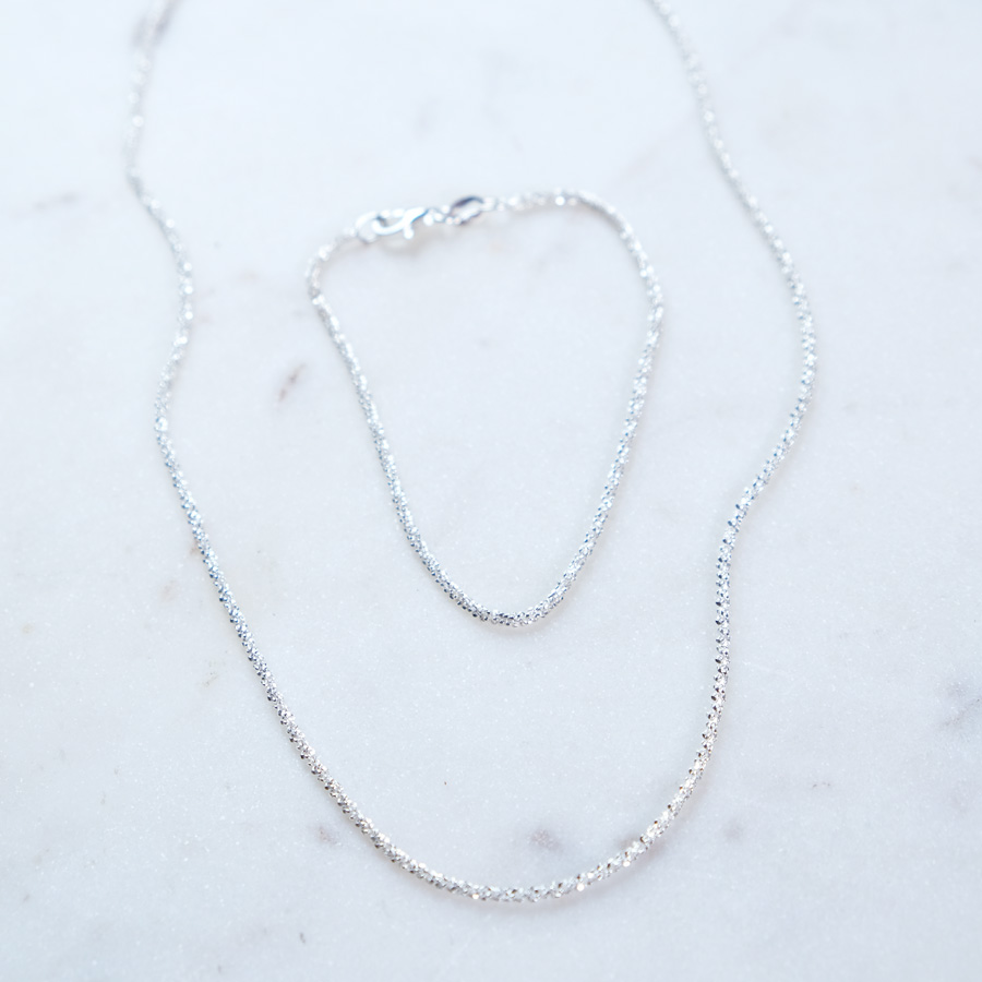 Diamantierte Silberkette