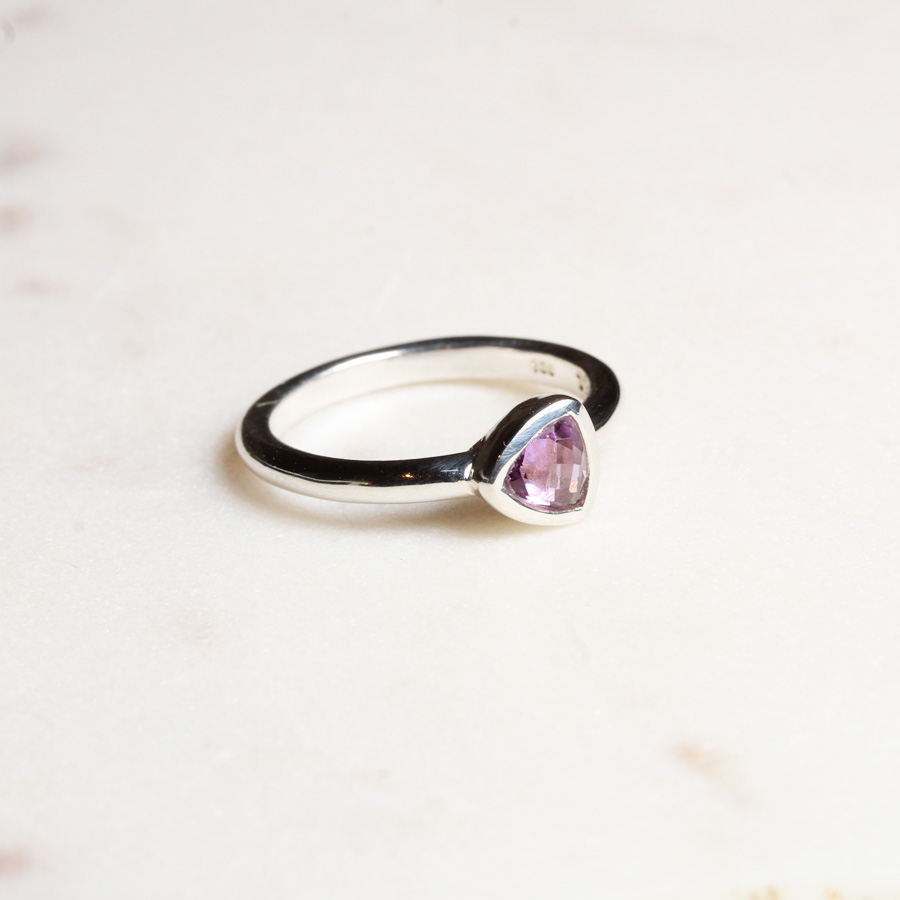 Amethyst Ring Triangel Silber