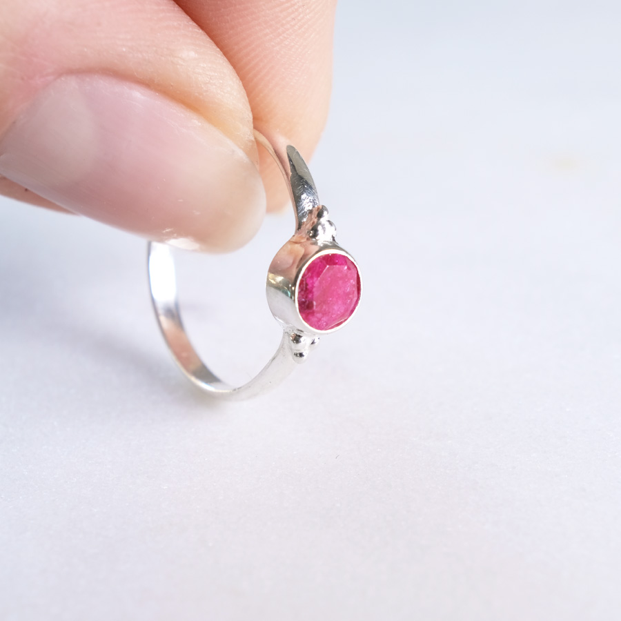 Dots Rubin Ring 925 Silber