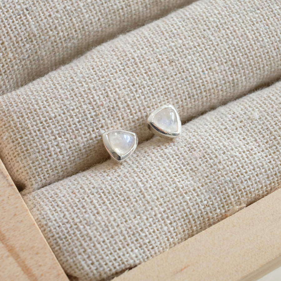 Regenbogenmondstein Silber Triangel // Ohrringe