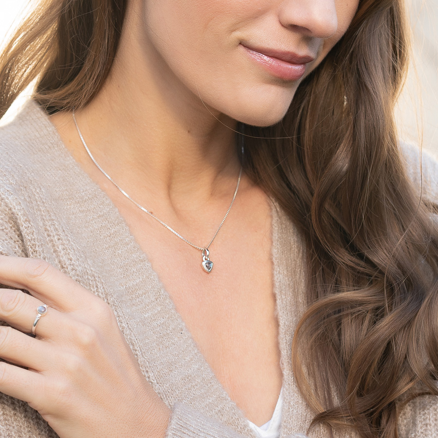 Labradorit Triangle // Venezianerkette