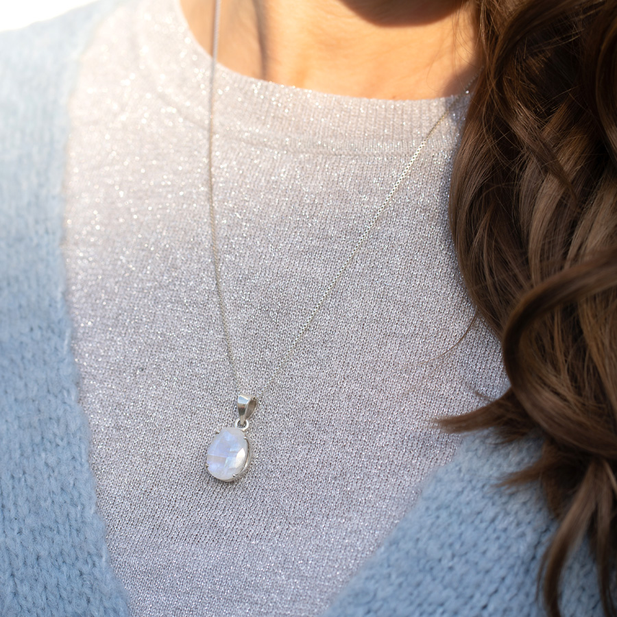 Regenbogen Mondstein facettiert // Venezianerkette