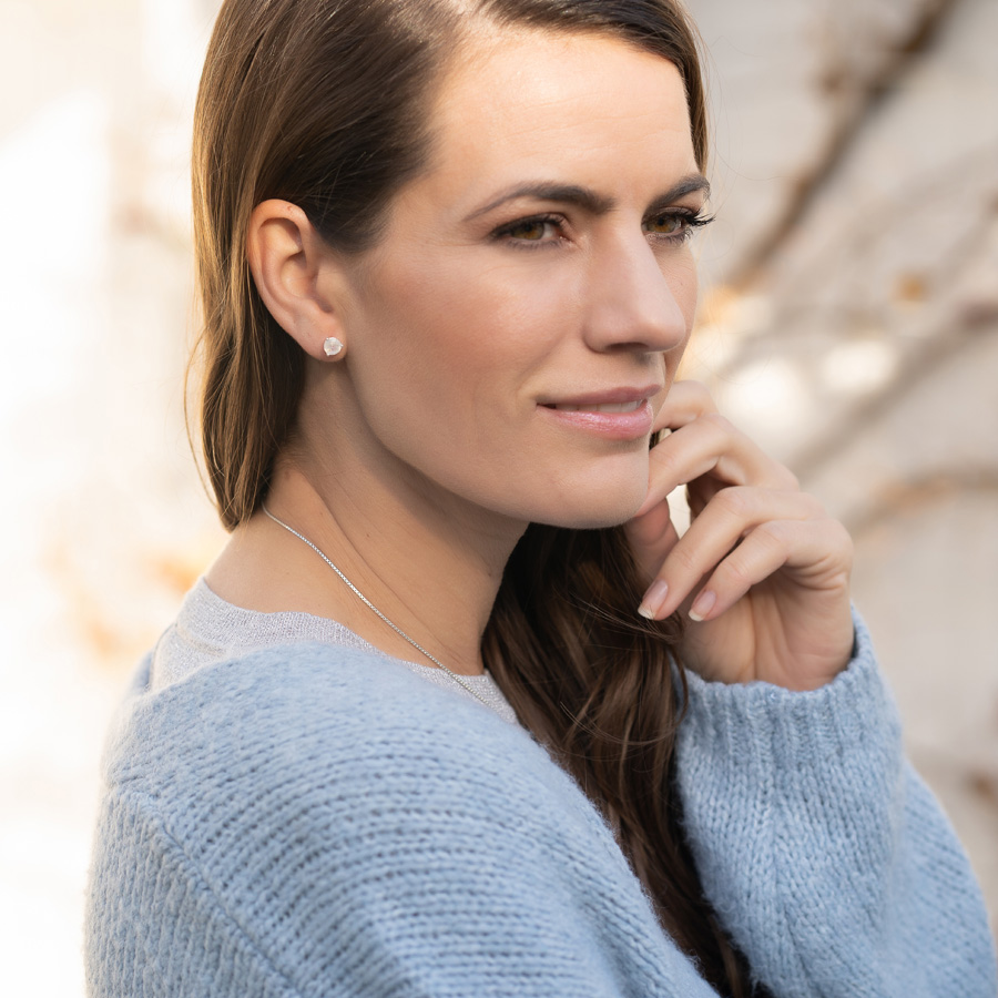 Regenbogen-Mondstein Ohrstecker