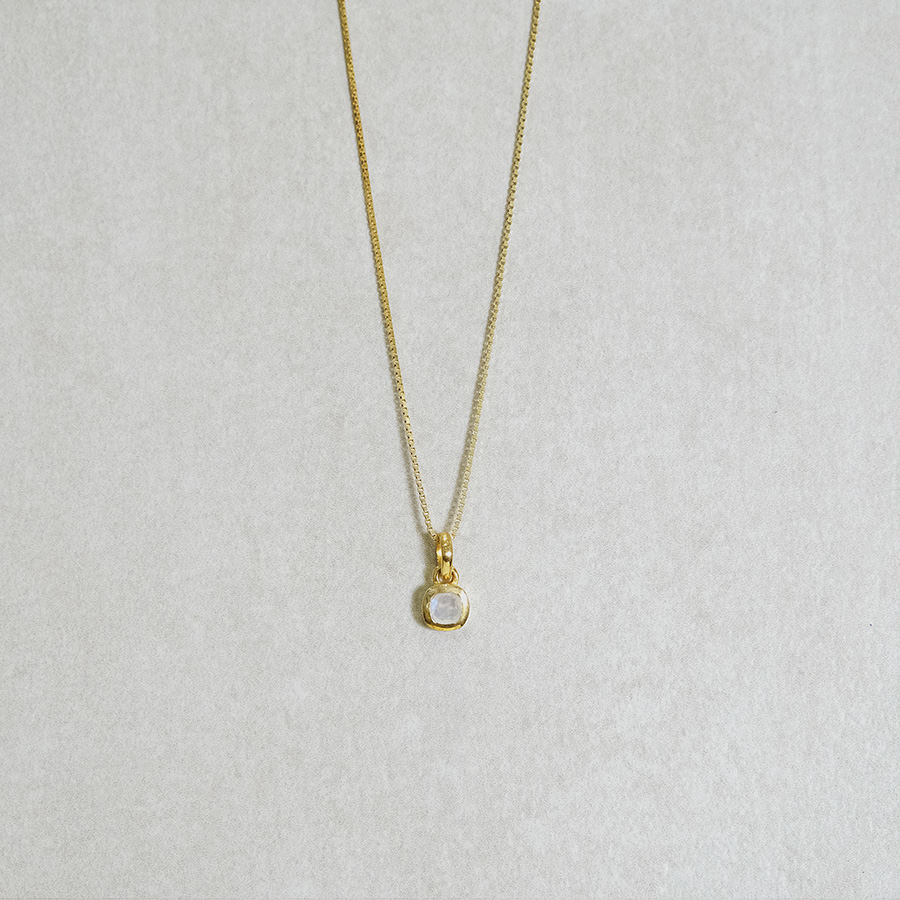 Regenbogen-Mondstein Square // Venezianerkette