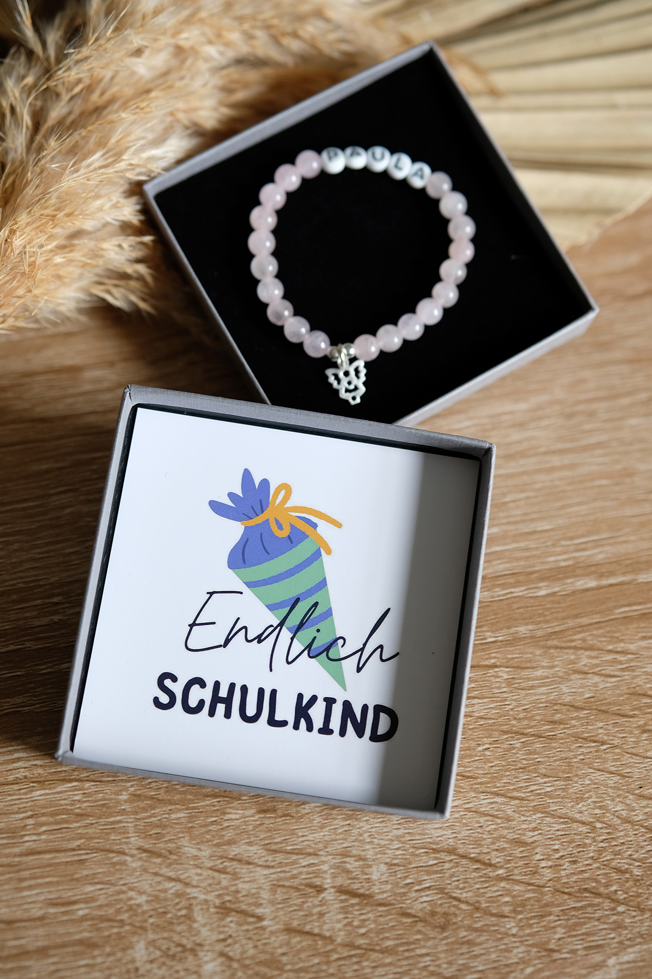 Rosenquarz Armband mit Engel und Schulkind Karte